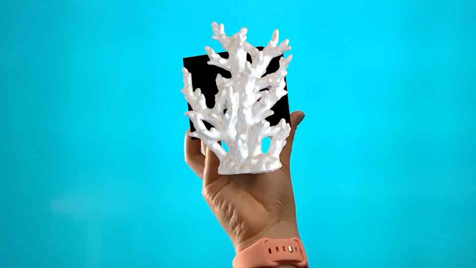 The Merge Cube preview